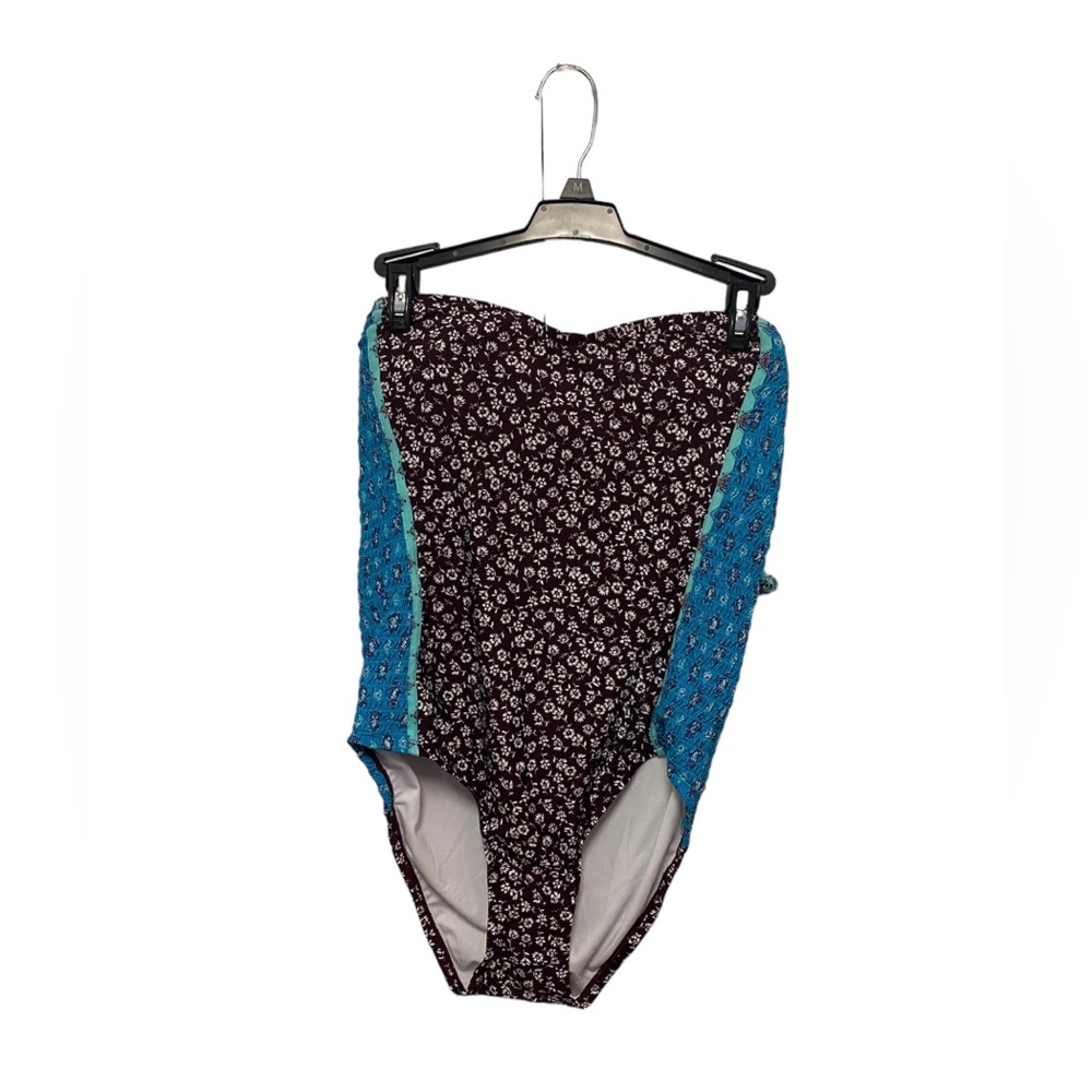 Laundry by Shelli Segal One Piece Swimsuit
